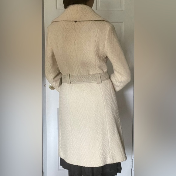 Mackage White Coat Tiled Weave Leather Belt Cream Color Size Large Funnel Collar - Picture 4 of 10